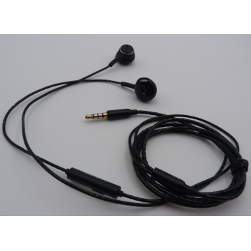 Écouteurs stéréo filaires avec microphone